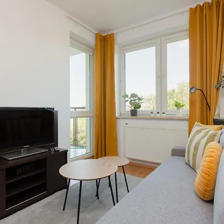 Cozy Apartment With Balcony Warszawa By Noclegi Renters Екстер'єр фото