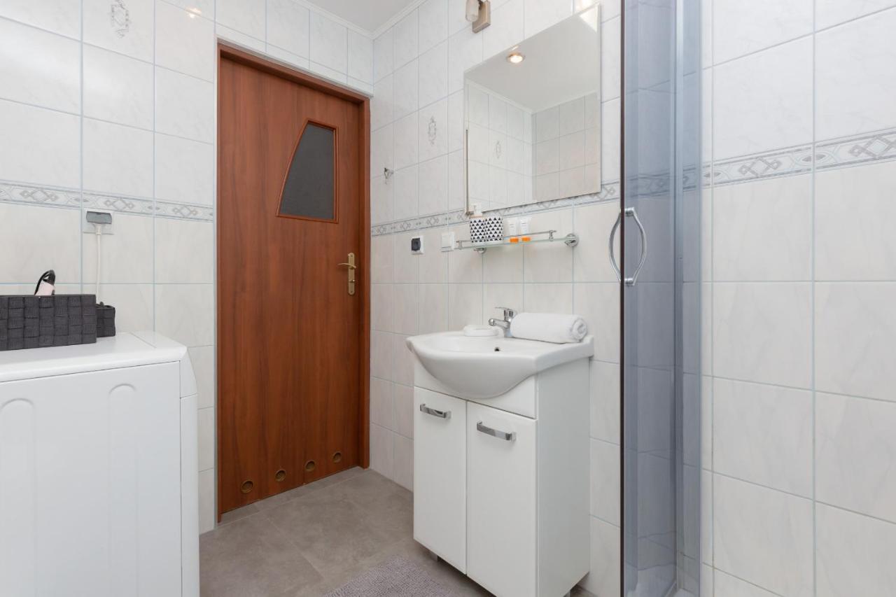Cozy With Balcony By Renters * Warsaw